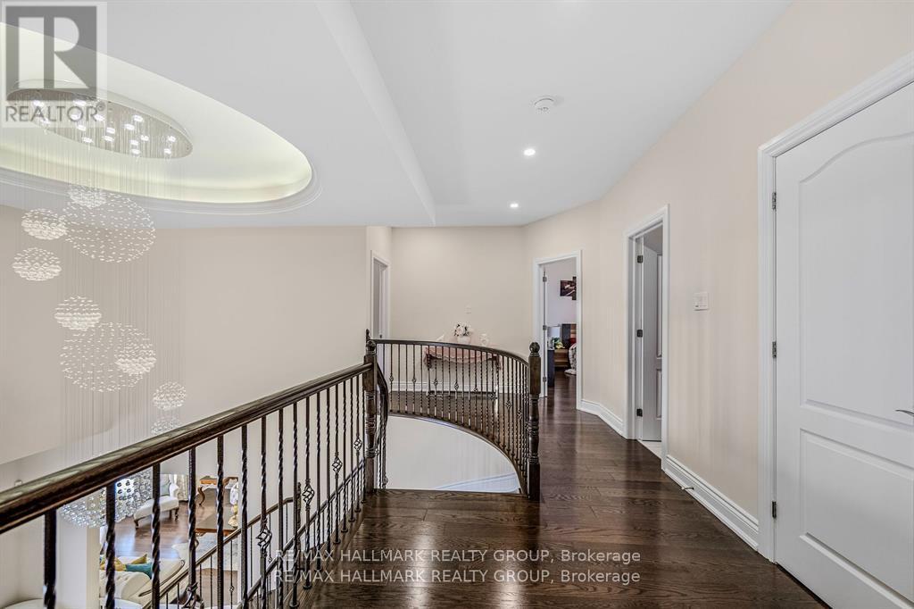 699 Ballycastle Crescent, Ottawa, Ontario  K1X 0A4 - Photo 25 - X12980382