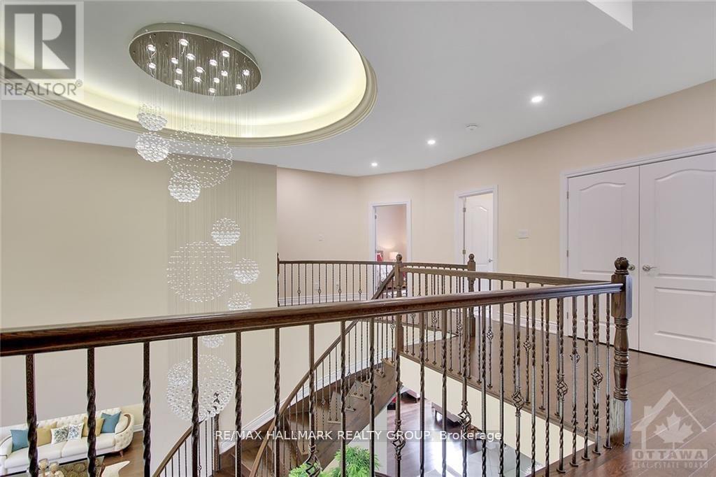 699 Ballycastle Crescent, Ottawa, Ontario  K1X 0A4 - Photo 29 - X12980382