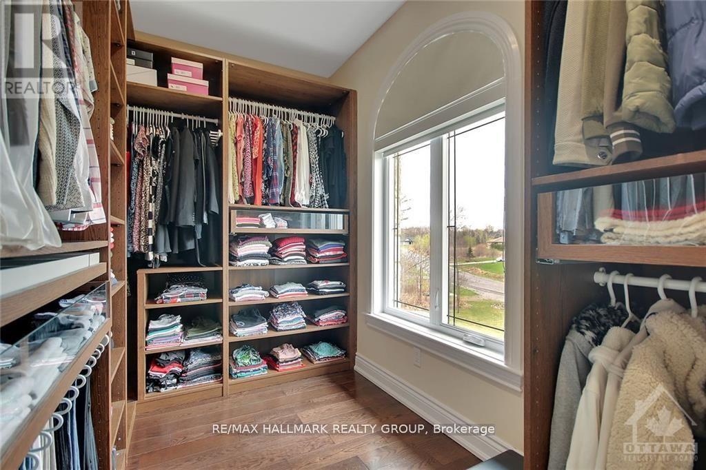 699 Ballycastle Crescent, Ottawa, Ontario  K1X 0A4 - Photo 32 - X12980382