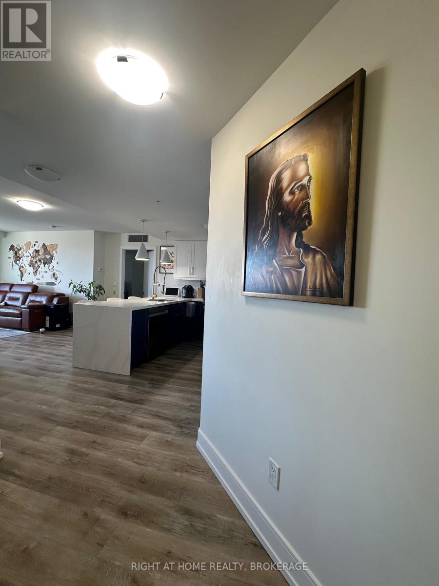 309 - 300b Fourth Avenue, St. Catharines, Ontario  L2S 0E6 - Photo 12 - X12980358