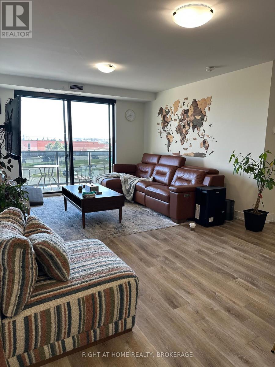 309 - 300b Fourth Avenue, St. Catharines, Ontario  L2S 0E6 - Photo 5 - X12980358