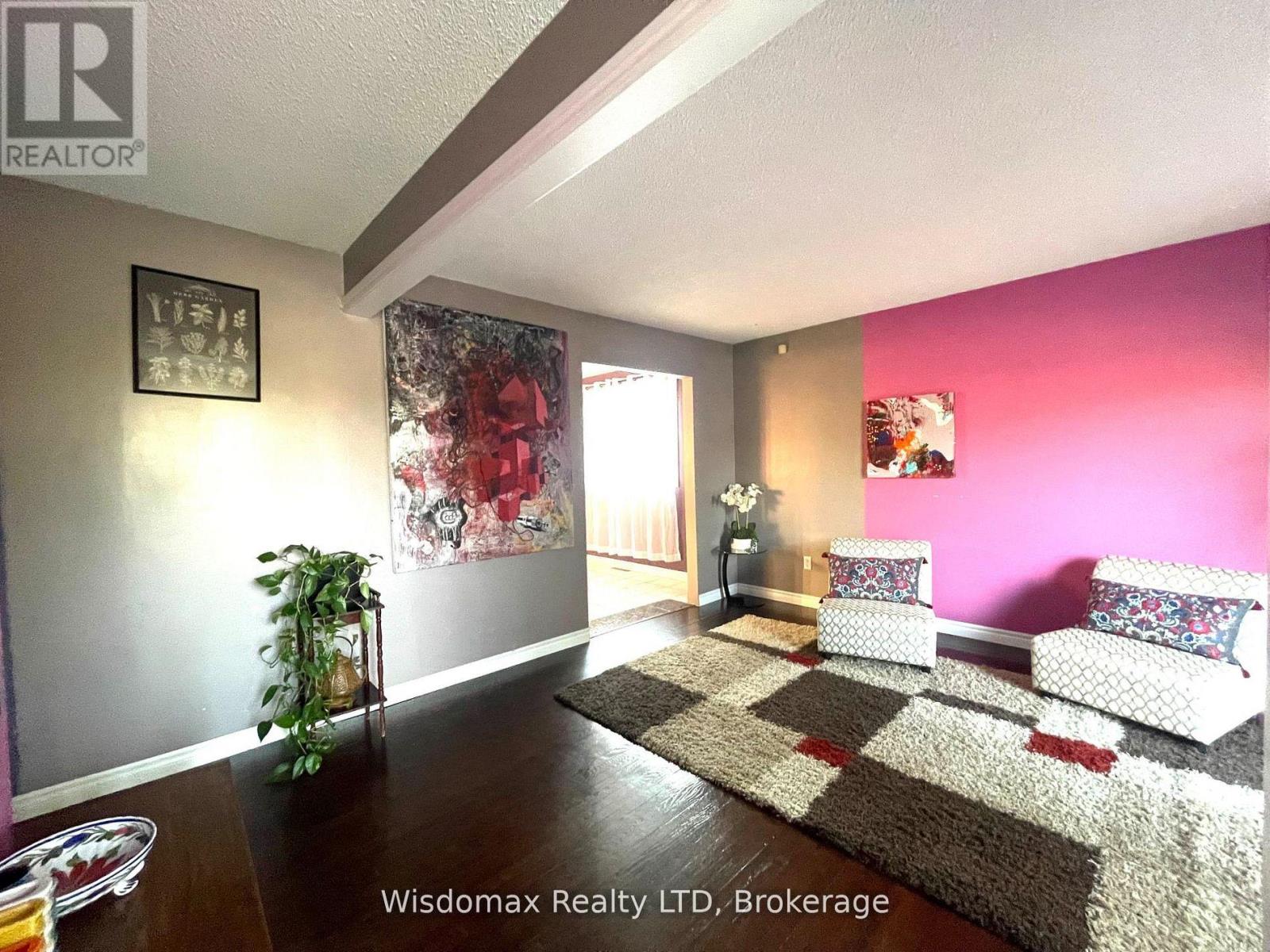 7 Greenmeadow Court, St. Catharines, Ontario  L2P 1X7 - Photo 6 - X12980388