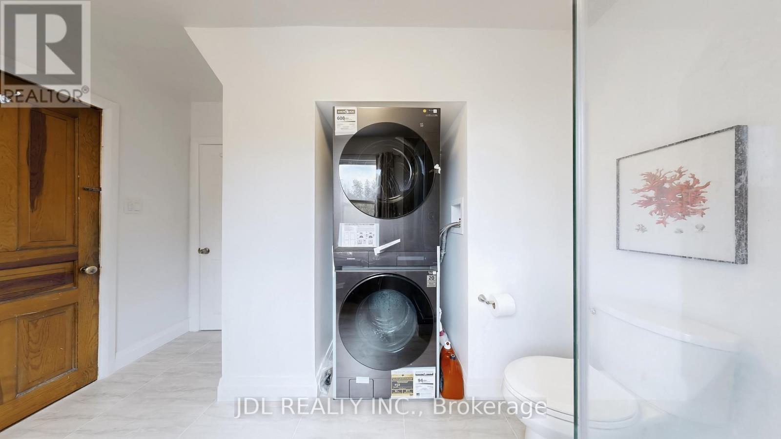 11 Red Robin Road, Georgina (Historic Lakeshore Communities), Ontario  L4P 3E9 - Photo 27 - N12939934