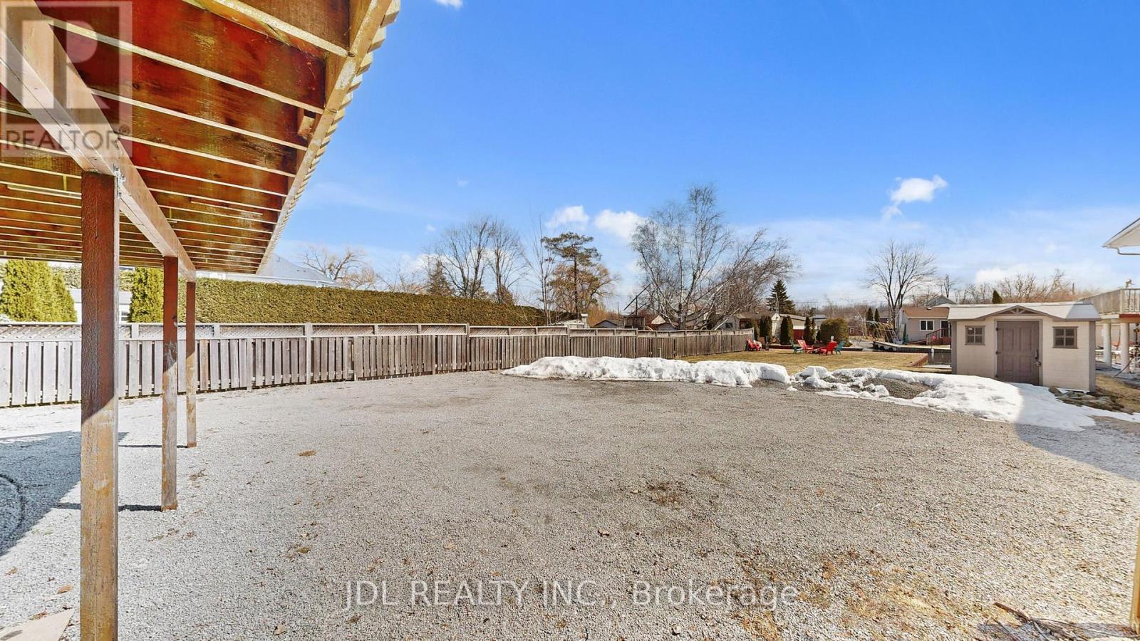 11 Red Robin Road, Georgina (Historic Lakeshore Communities), Ontario  L4P 3E9 - Photo 40 - N12939934