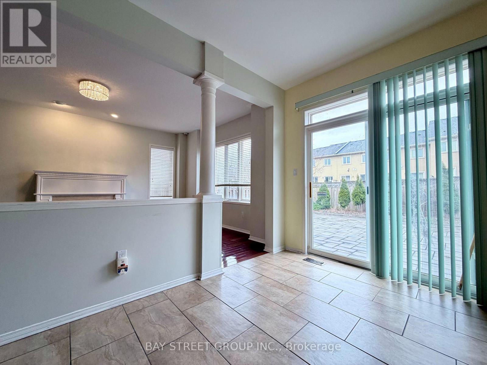 348 Shirley Drive, Richmond Hill, Ontario  L4S 2N4 - Photo 11 - N12960522