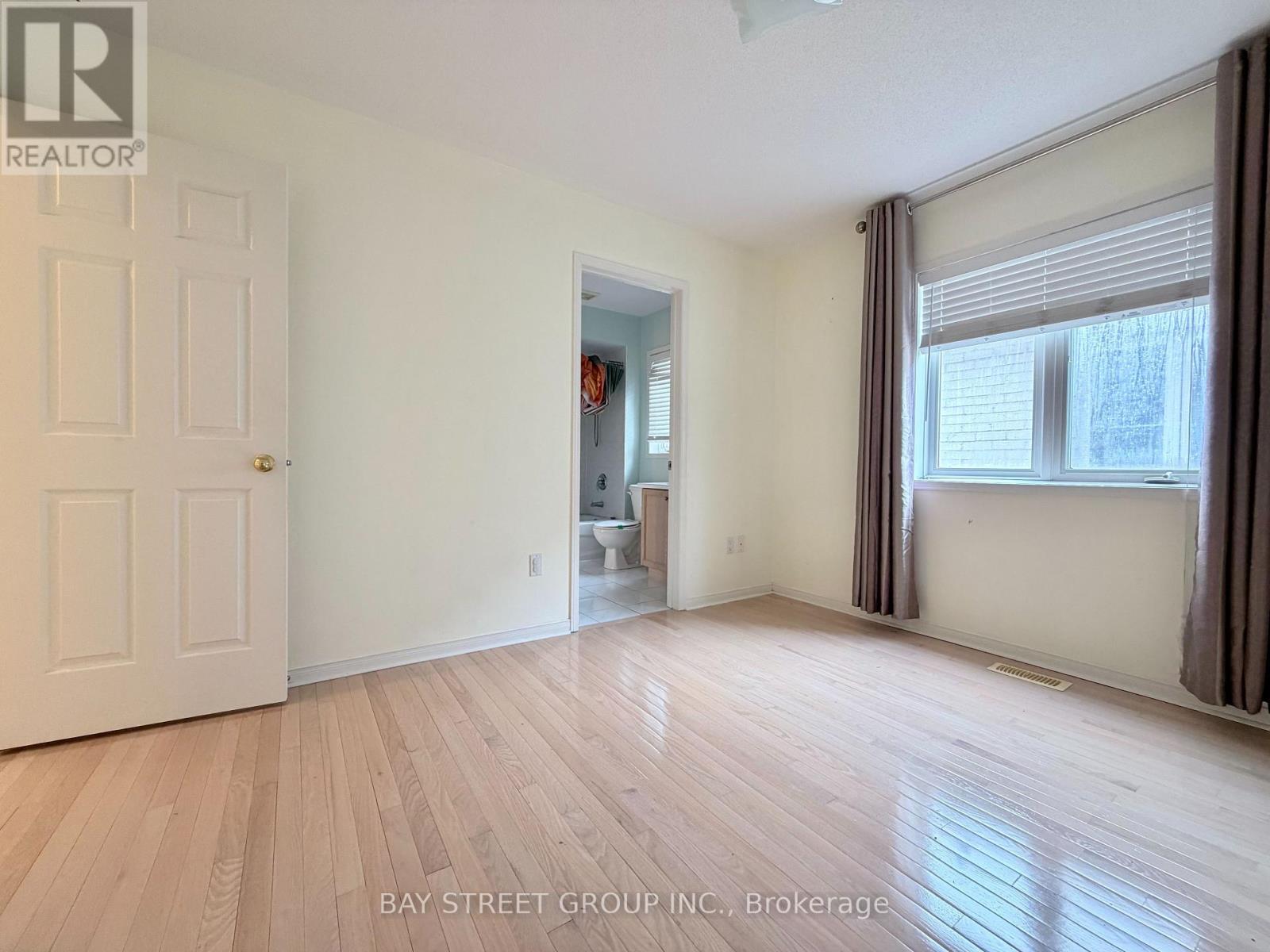 348 Shirley Drive, Richmond Hill, Ontario  L4S 2N4 - Photo 17 - N12960522