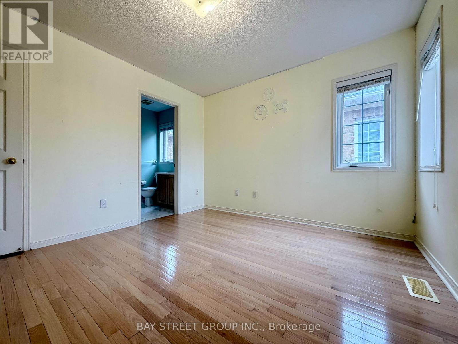 348 Shirley Drive, Richmond Hill, Ontario  L4S 2N4 - Photo 22 - N12960522