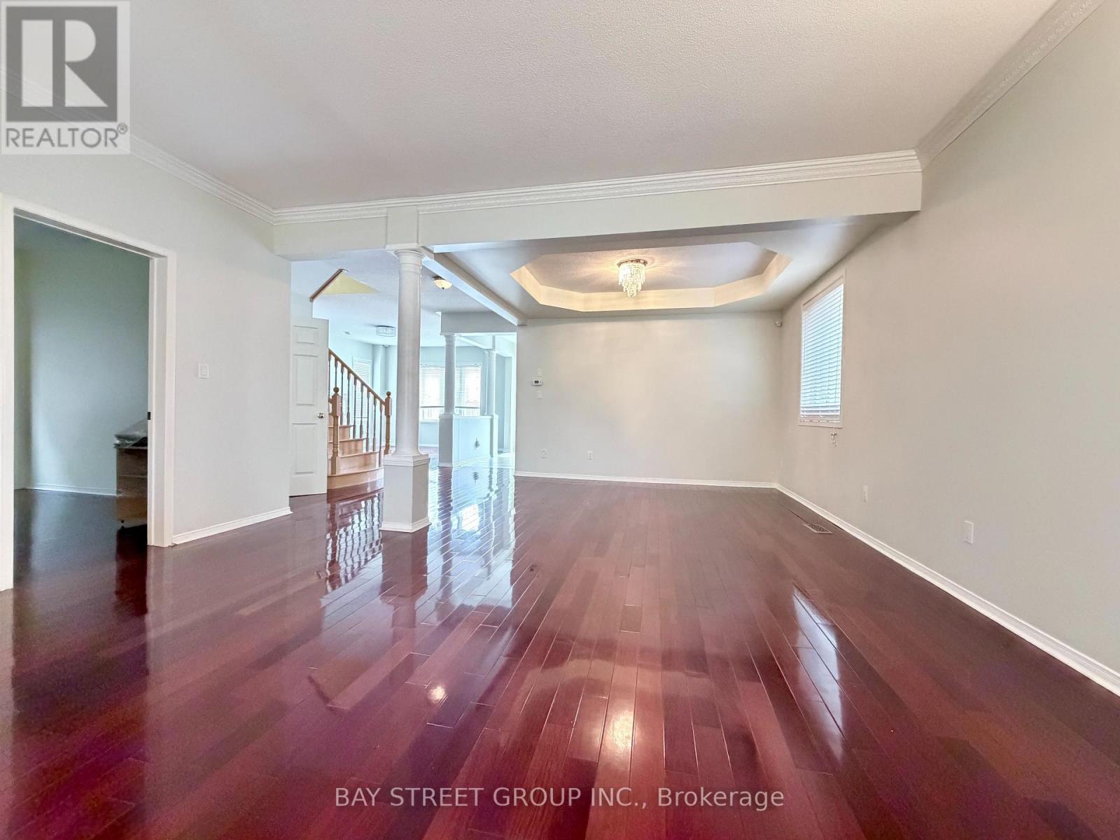 348 Shirley Drive, Richmond Hill, Ontario  L4S 2N4 - Photo 4 - N12960522