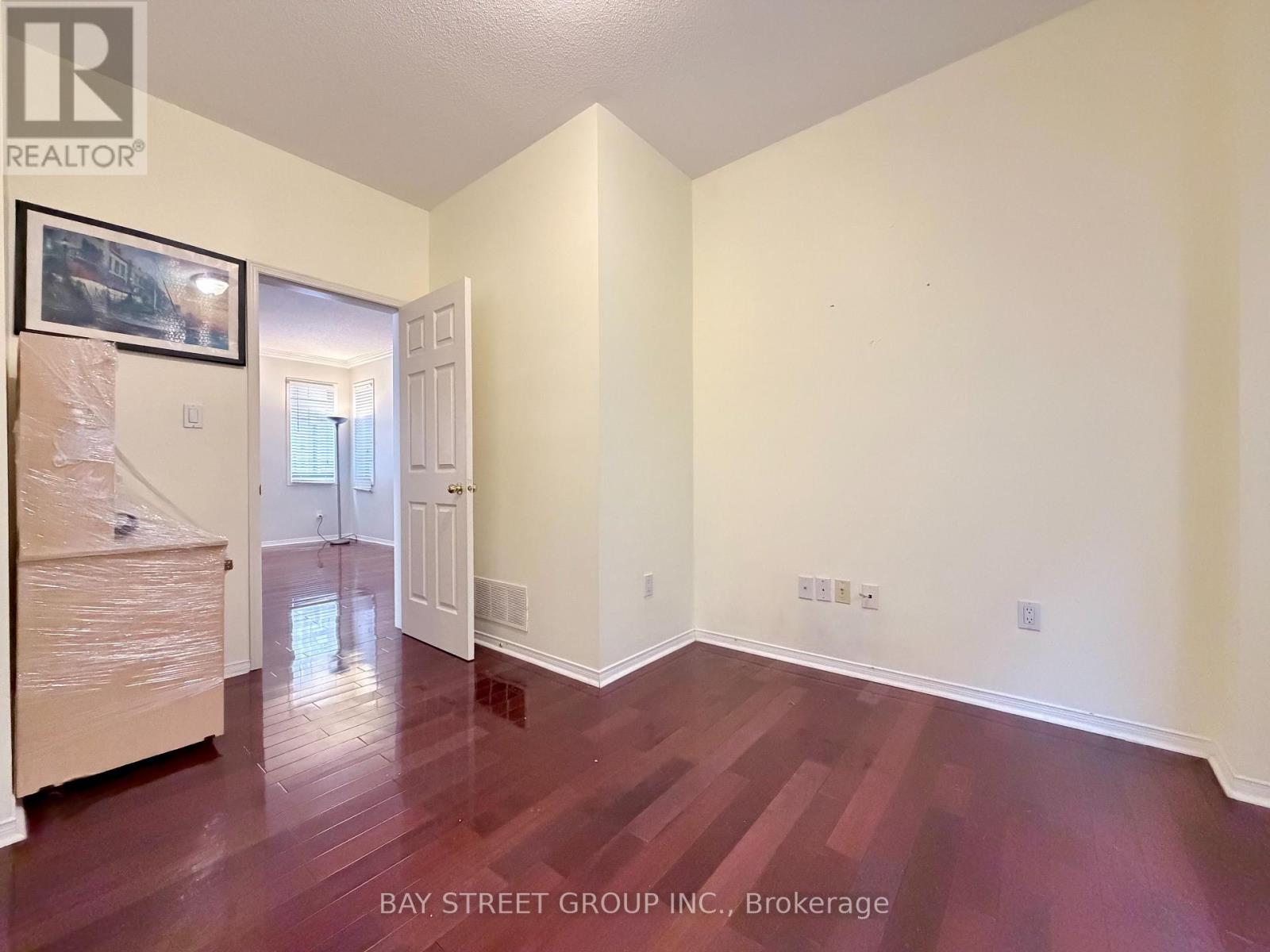 348 Shirley Drive, Richmond Hill, Ontario  L4S 2N4 - Photo 8 - N12960522