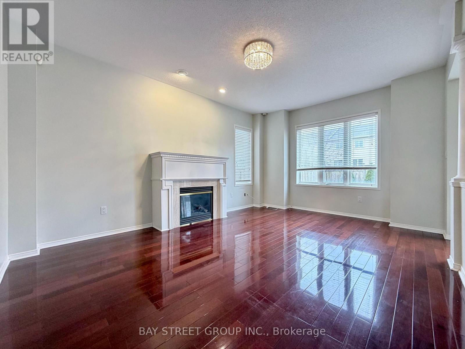 348 Shirley Drive, Richmond Hill, Ontario  L4S 2N4 - Photo 6 - N12960522