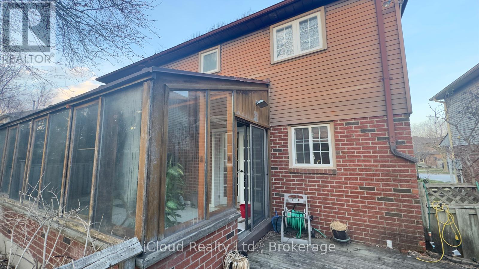 14 Mintleaf Gate, Markham, Ontario  L3P 5X4 - Photo 4 - N12980380