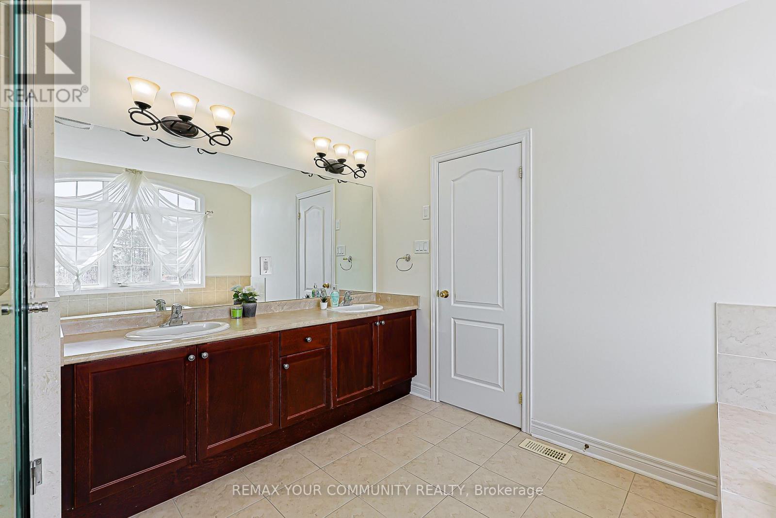 193 Maurier Boulevard, Vaughan, Ontario  L6A 0V2 - Photo 19 - N12980392