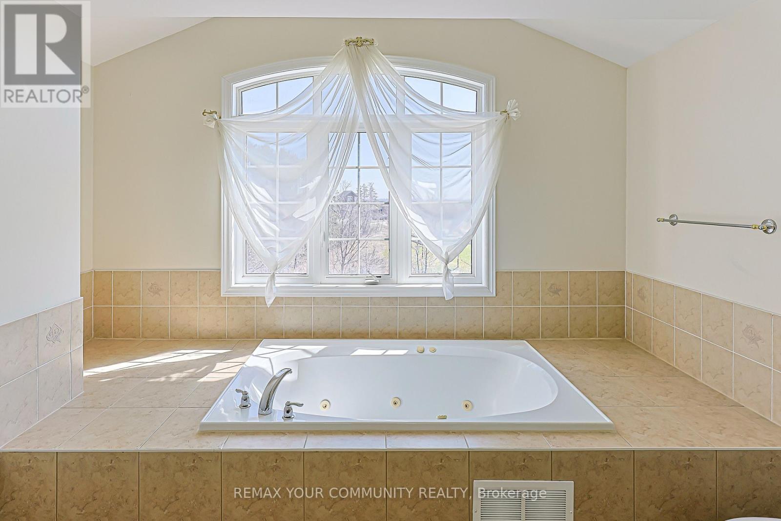 193 Maurier Boulevard, Vaughan, Ontario  L6A 0V2 - Photo 20 - N12980392