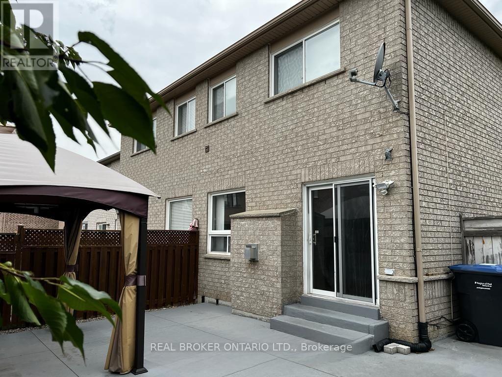 7315 Lowville Heights, Mississauga (Lisgar), Ontario  L5N 8L4 - Photo 16 - W12980374