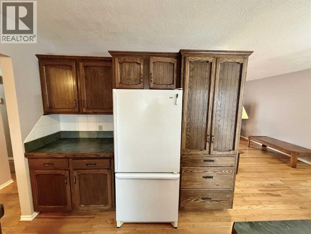 927 20 A Avenue, Coaldale, Alberta  T1M 1B3 - Photo 6 - A2299686