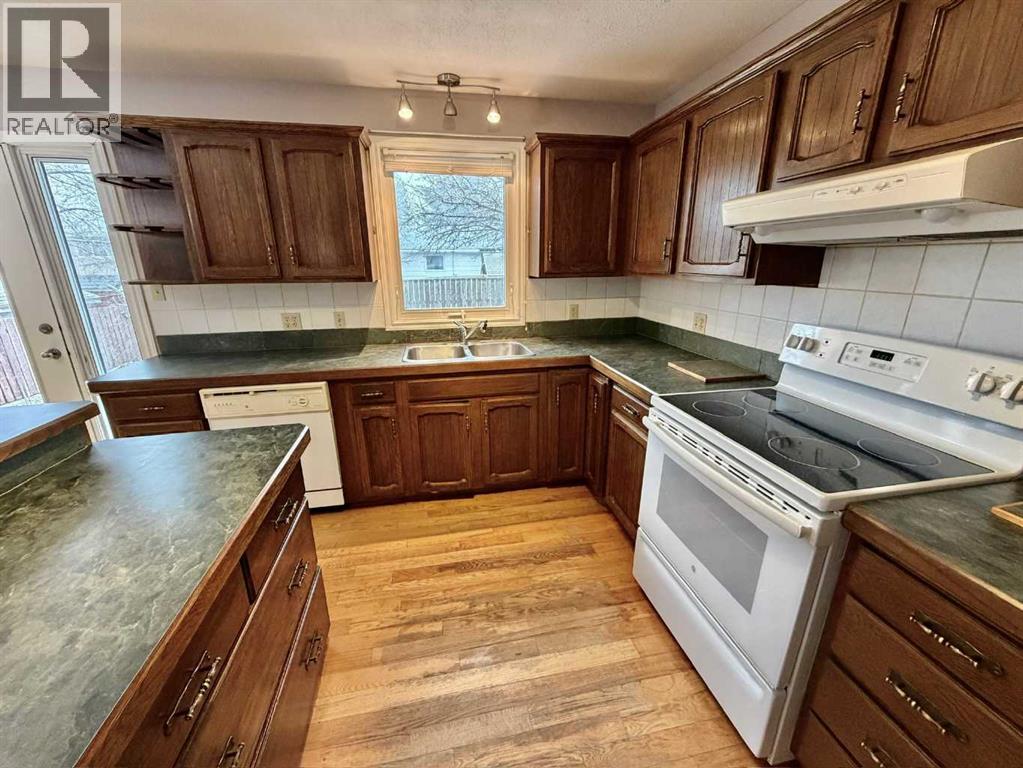 927 20 A Avenue, Coaldale, Alberta  T1M 1B3 - Photo 7 - A2299686