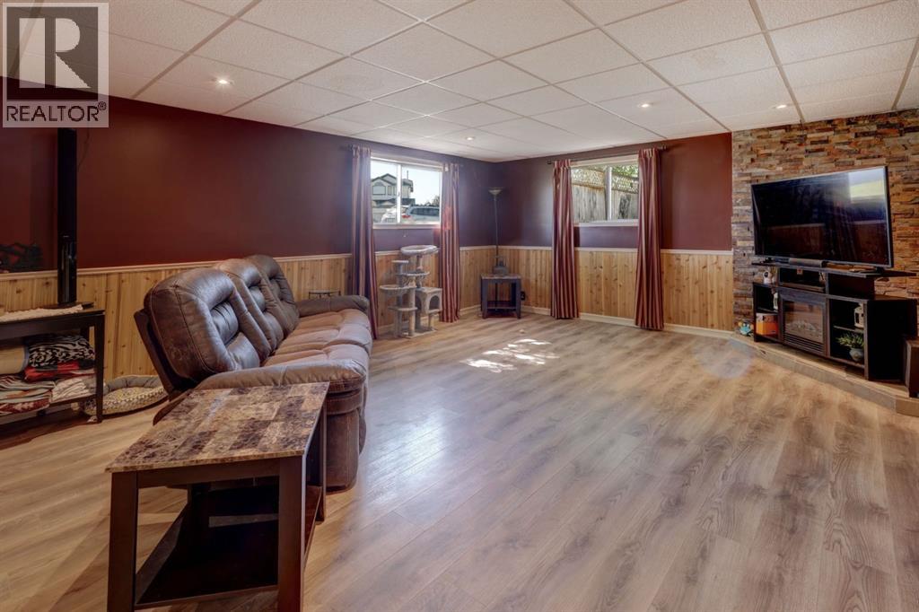 426 9 Street, Beiseker, Alberta  T0M 0G0 - Photo 29 - A2278164