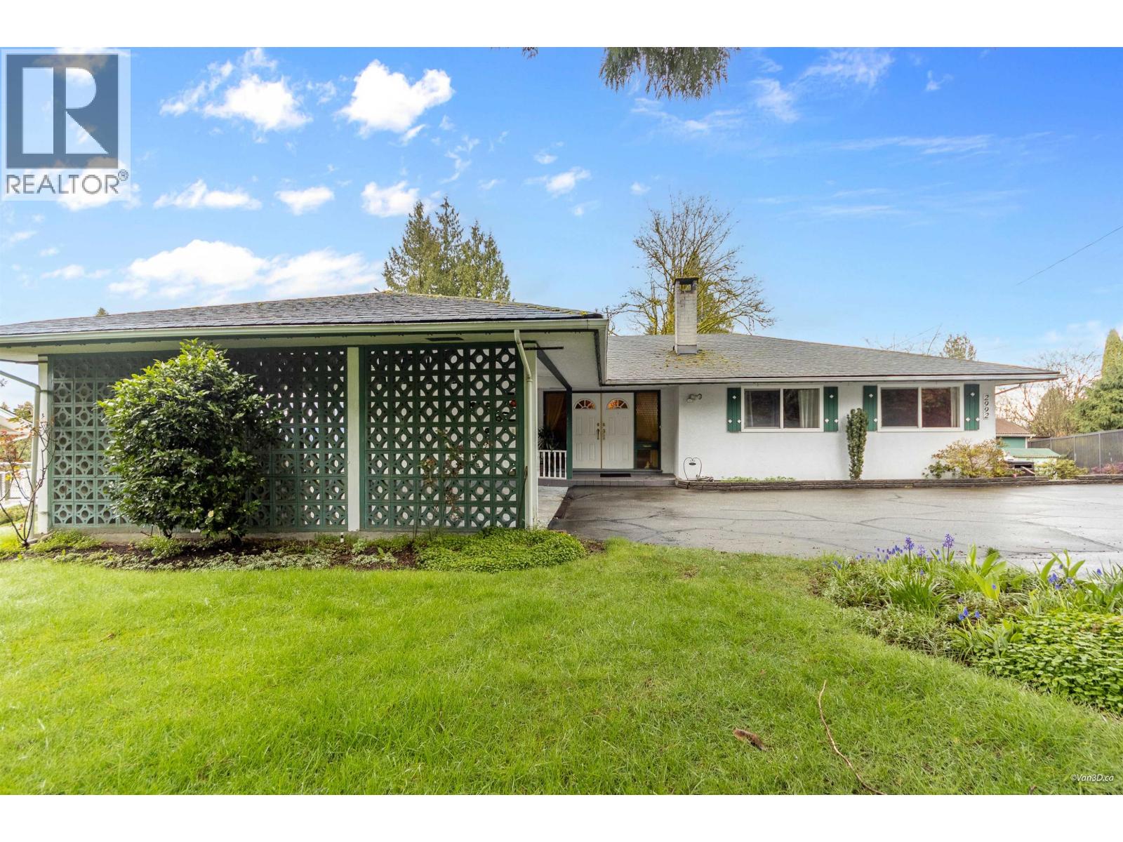 2992 LAZY A STREET, Coquitlam, British Columbia