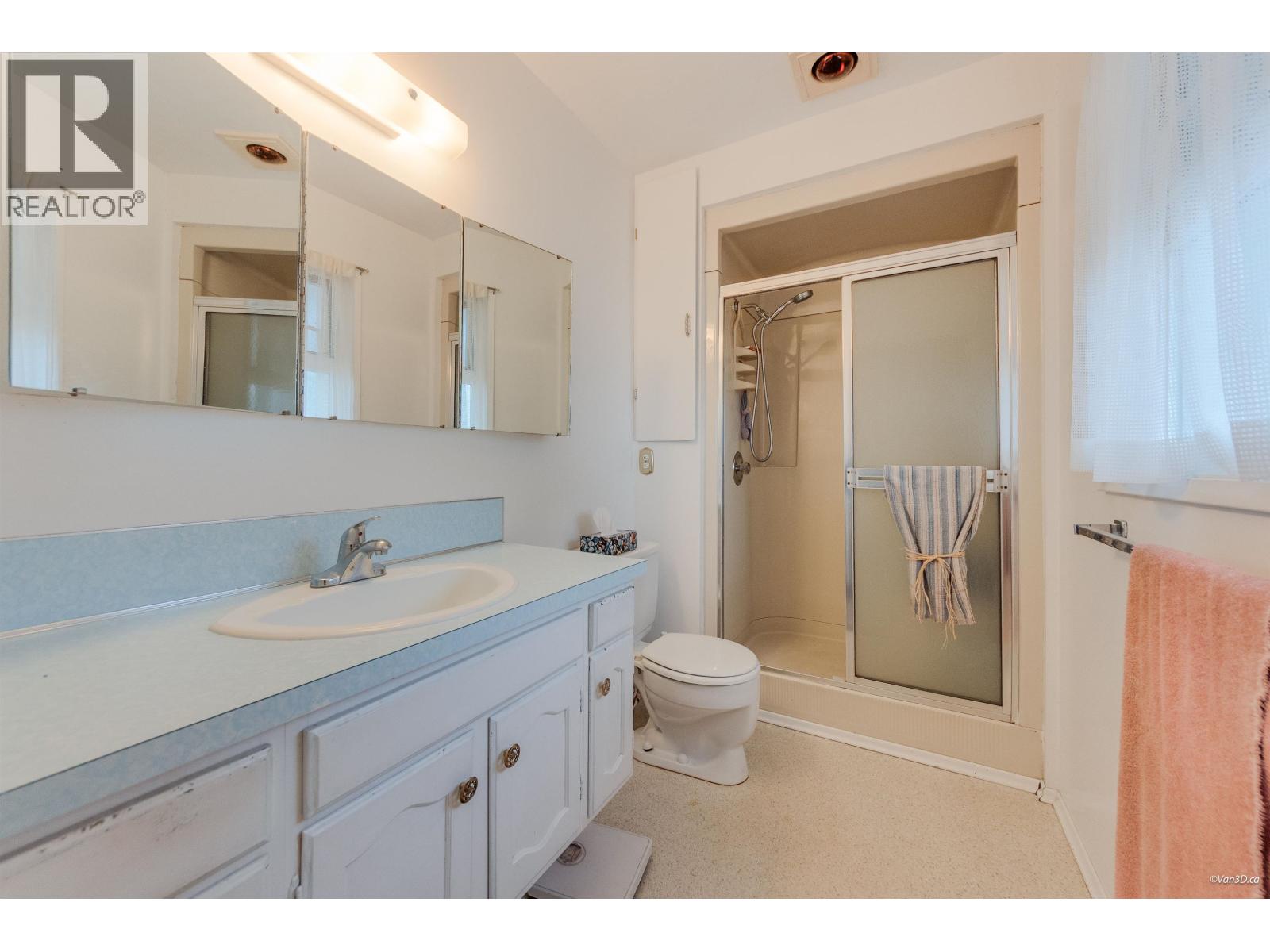 2992 Lazy A Street, Coquitlam, British Columbia  V3C 3N7 - Photo 19 - R3109450