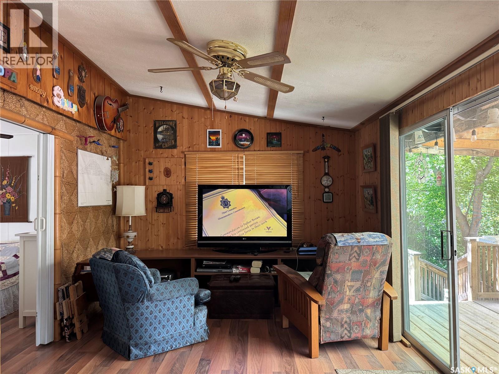 580 Nicoll Avenue, Regina Beach, Saskatchewan  S0G 4C0 - Photo 6 - SK032424