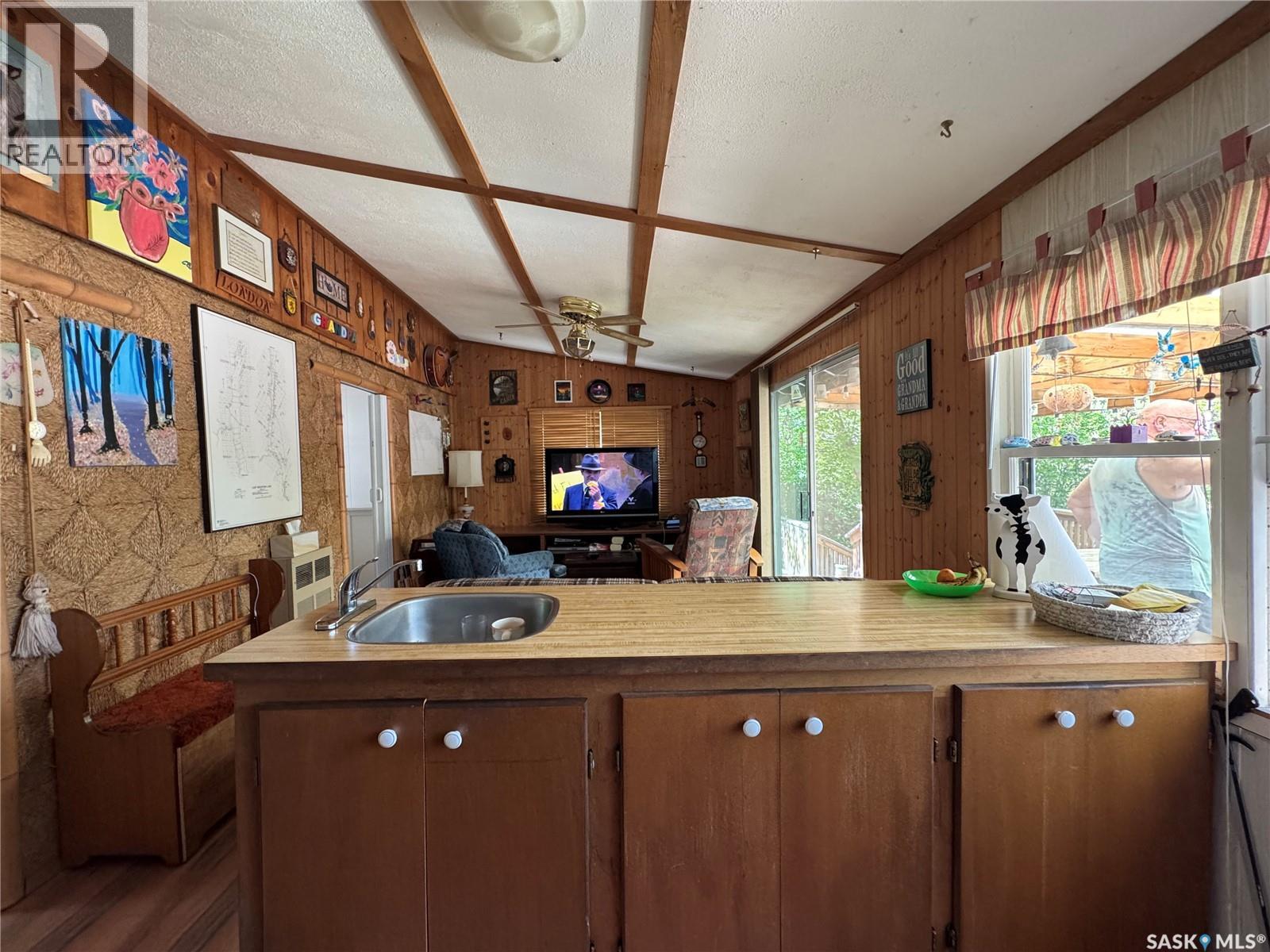 580 Nicoll Avenue, Regina Beach, Saskatchewan  S0G 4C0 - Photo 7 - SK032424