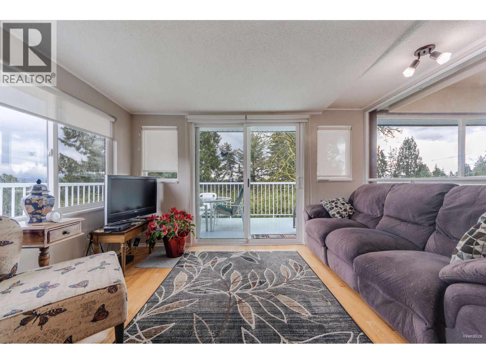 2992 Lazy A Street, Coquitlam, British Columbia  V3C 3N7 - Photo 11 - R3109450