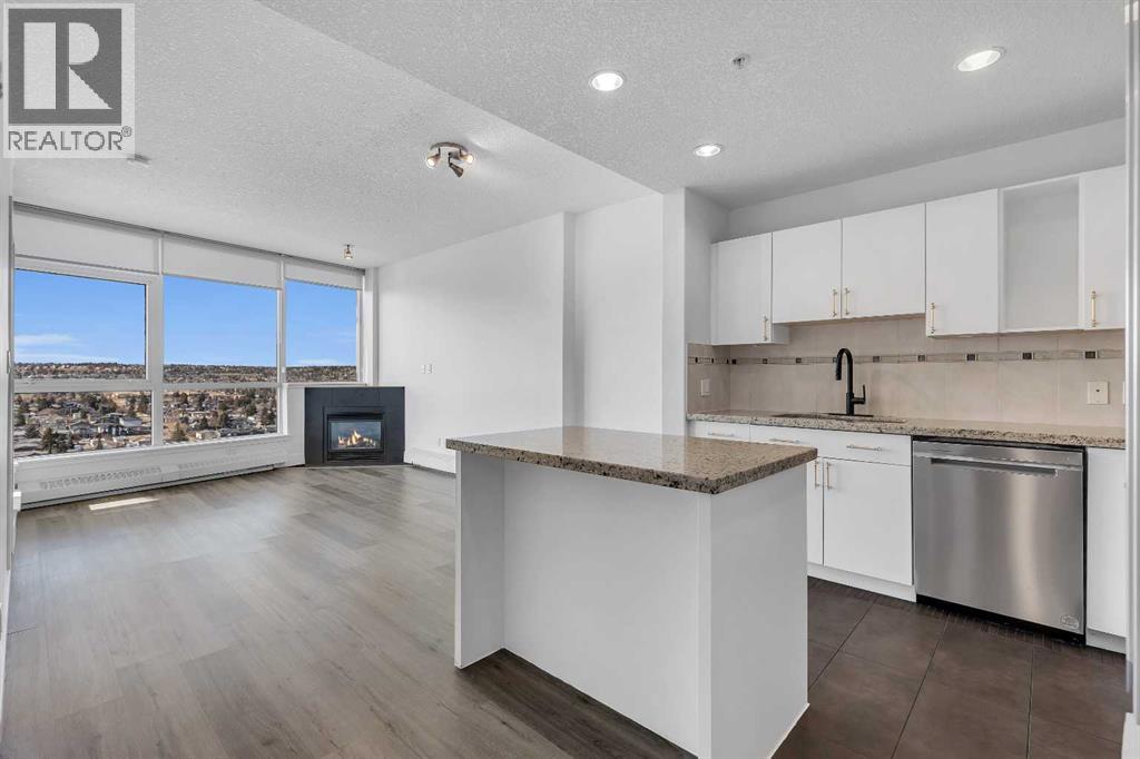 2004, 77 Spruce Place Sw, Calgary, Alberta  T3C 3X6 - Photo 5 - A2286192