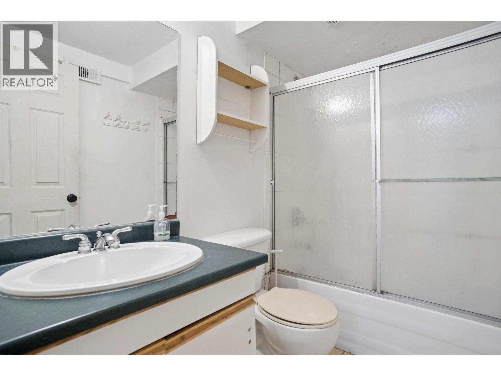 585 W 65th Avenue, Vancouver, British Columbia V6P 2P6 - Photo 16 - R3107338