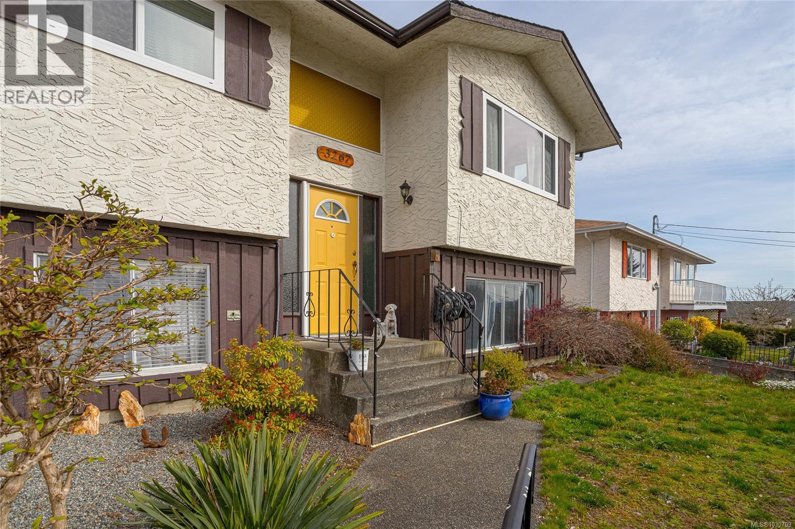 3267 Cook St, Chemainus, British Columbia V0R 1K2 - Photo 3 - 1030709