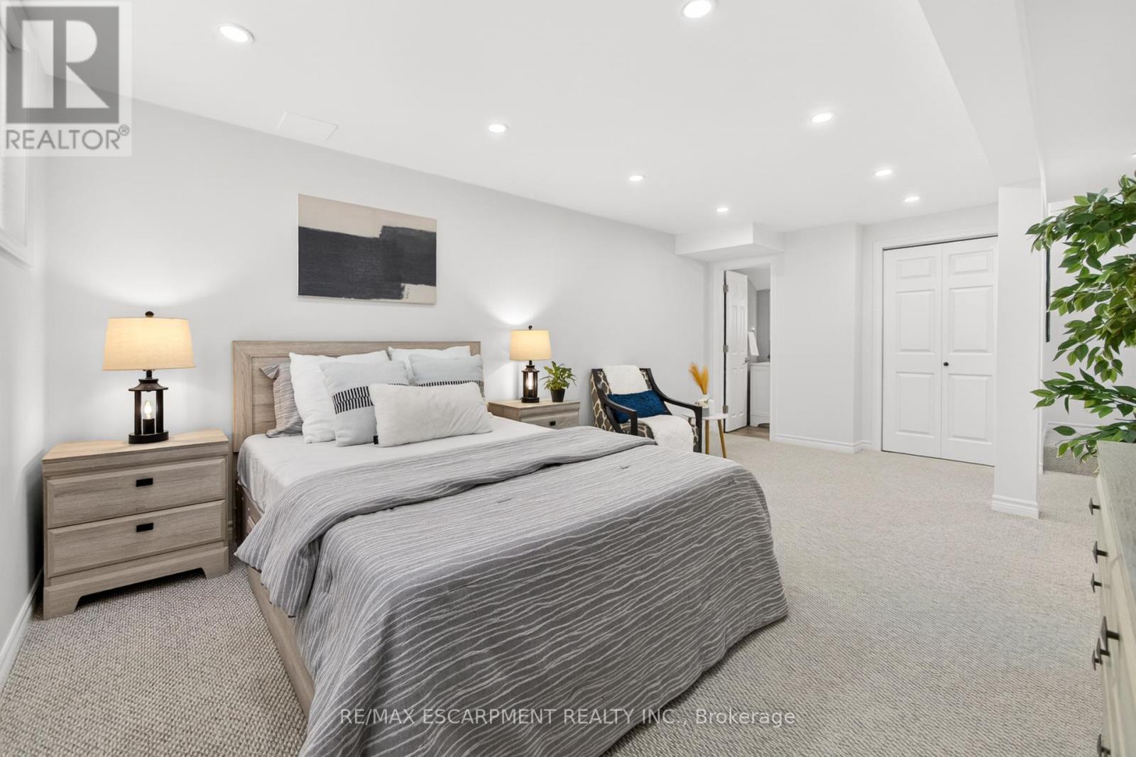 28 Golden Orchard Drive, Hamilton (Gourley), Ontario  L9H 4Z8 - Photo 28 - X12980372