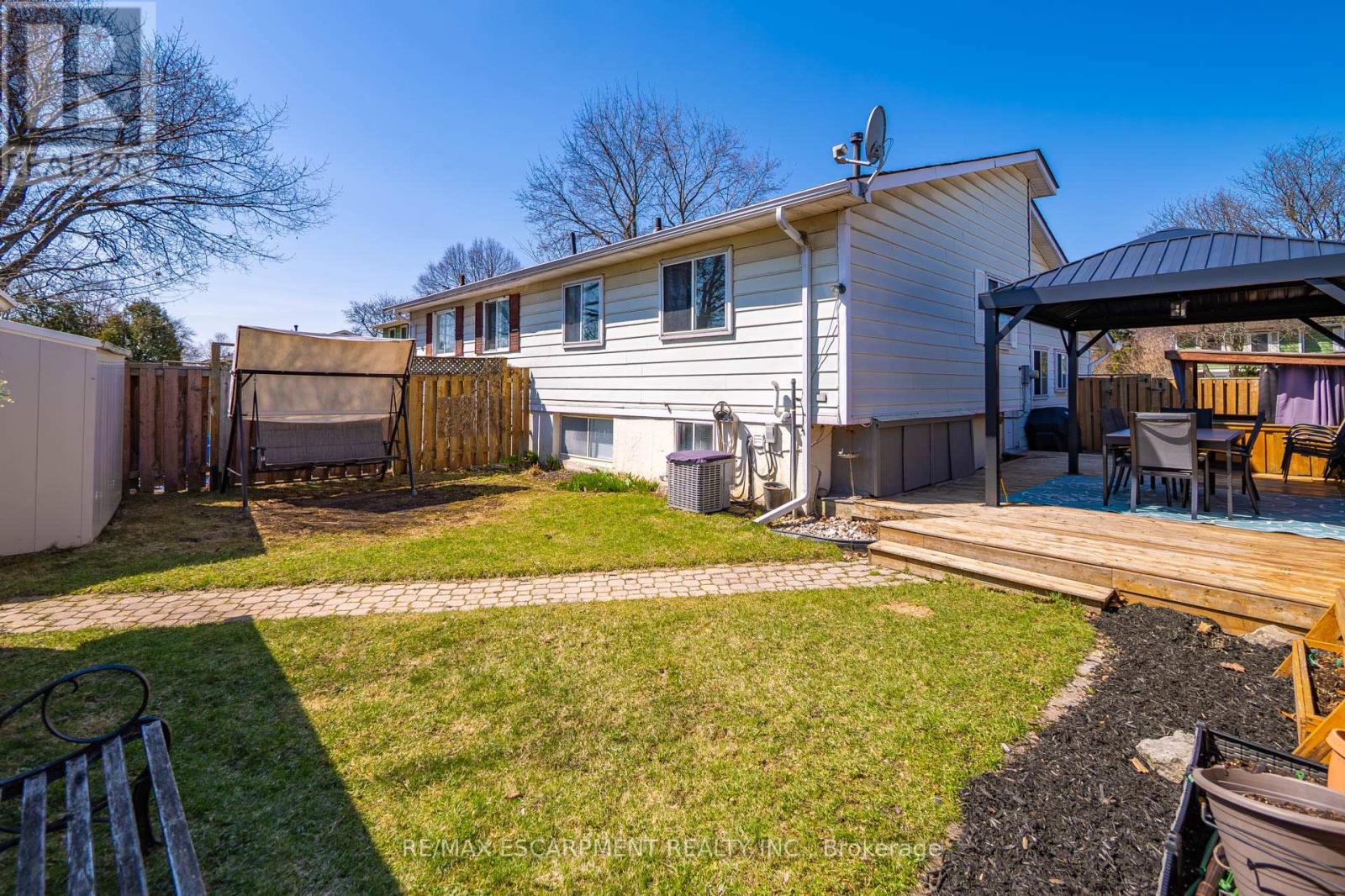 28 Golden Orchard Drive, Hamilton (Gourley), Ontario  L9H 4Z8 - Photo 36 - X12980372