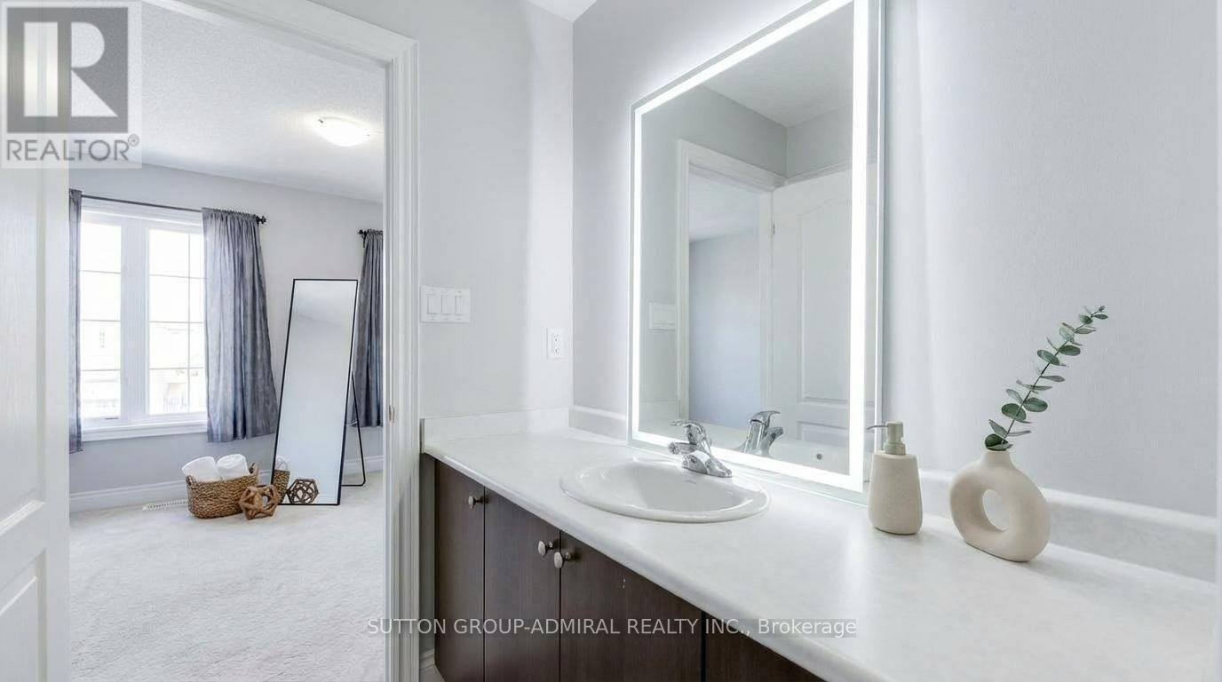 1 Citrine Drive, Bradford West Gwillimbury, Ontario  L3Z 0T5 - Photo 23 - N12946216