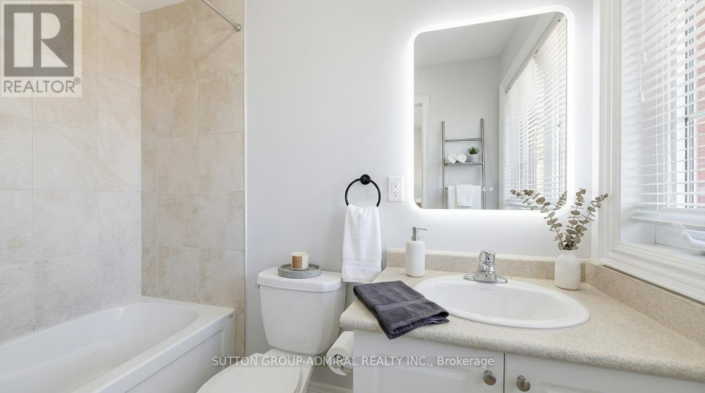 1 Citrine Drive, Bradford West Gwillimbury, Ontario  L3Z 0T5 - Photo 19 - N12946216