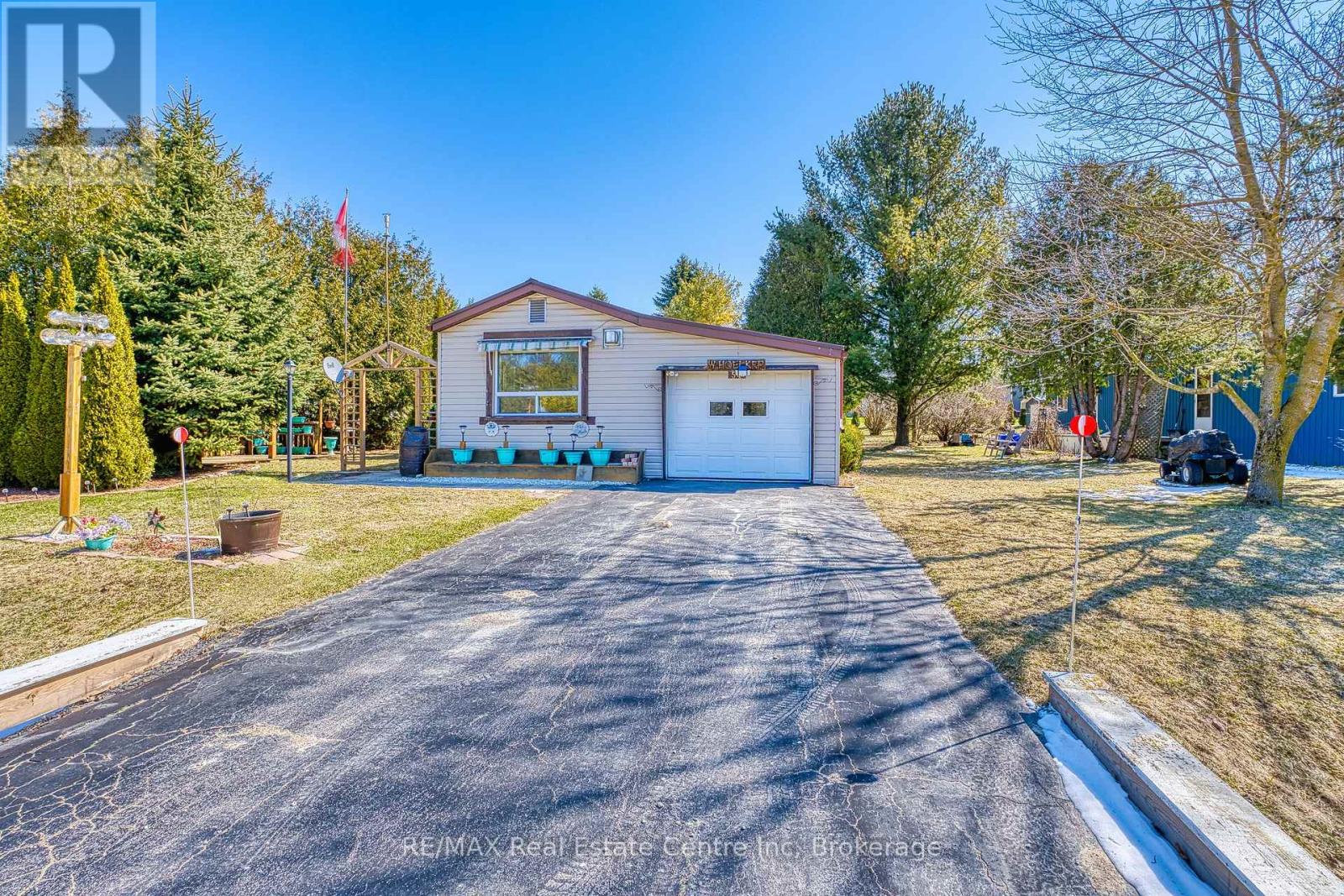 54 First Avenue, Wellington North, Ontario  N0G 1A0 - Photo 22 - X12818048