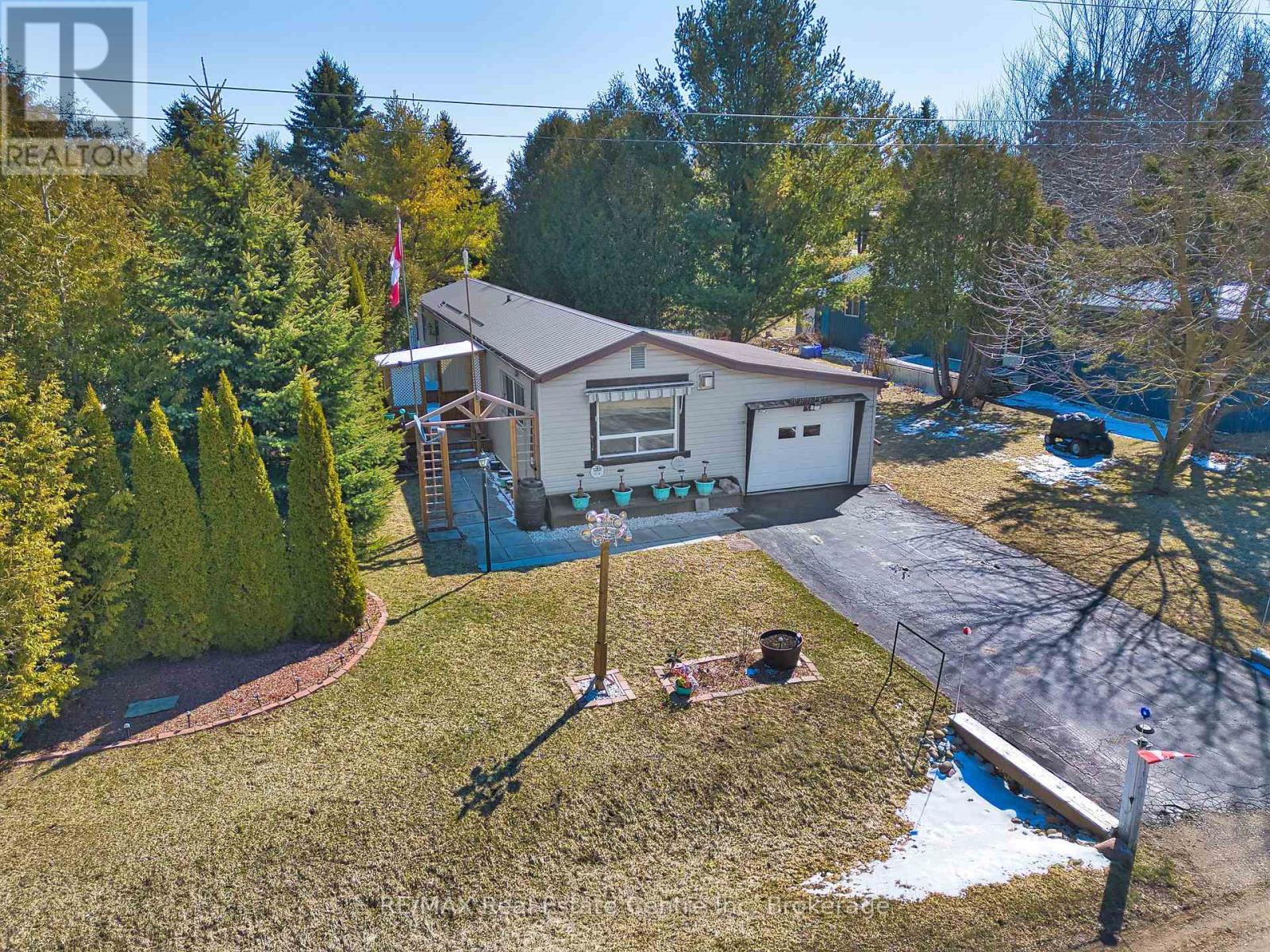 54 First Avenue, Wellington North, Ontario  N0G 1A0 - Photo 28 - X12818048