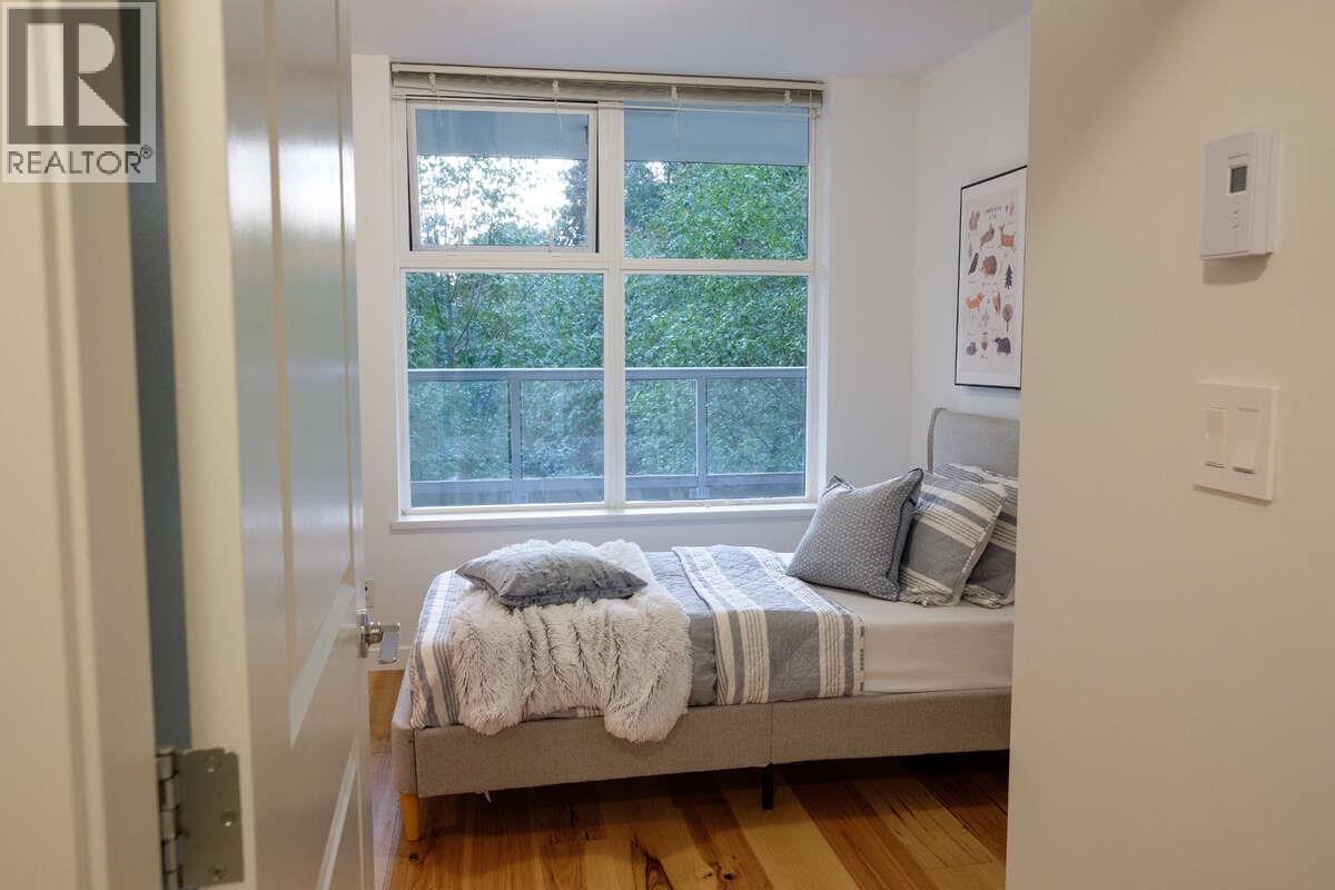 9232 University Crescent, Burnaby, British Columbia  V5A 0A3 - Photo 12 - R3109644