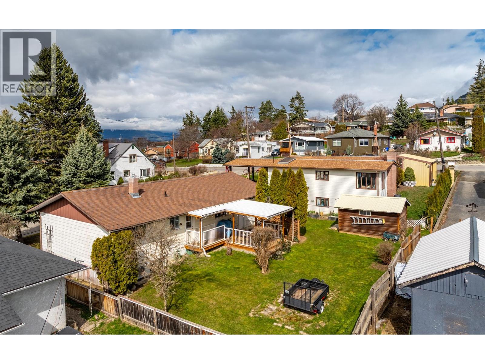 234 12th Avenue N, Creston, British Columbia