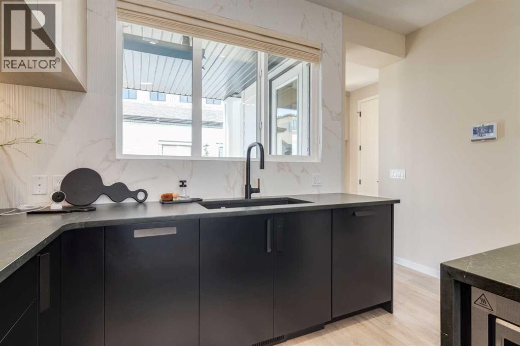 75 Bluerock Terrace Sw, Calgary, Alberta  T2Y 0Y3 - Photo 19 - A2279221