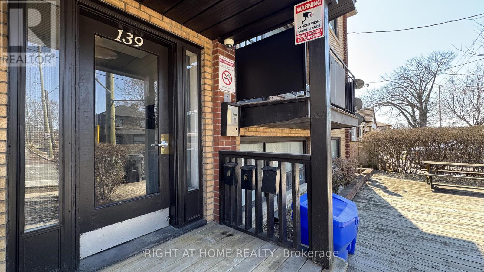 3 - 139 Royal York Road, Toronto, Ontario  M8V 2T9 - Photo 2 - W12790682