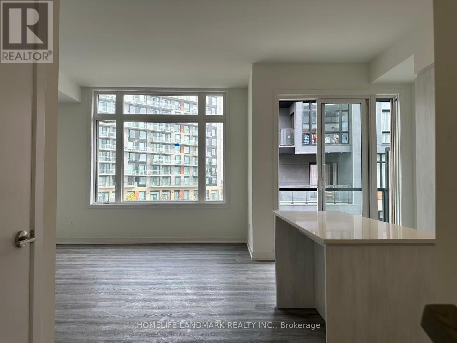 1224 - 8 David Eyer Road, Richmond Hill, Ontario  L4S 0N3 - Photo 6 - N12980412