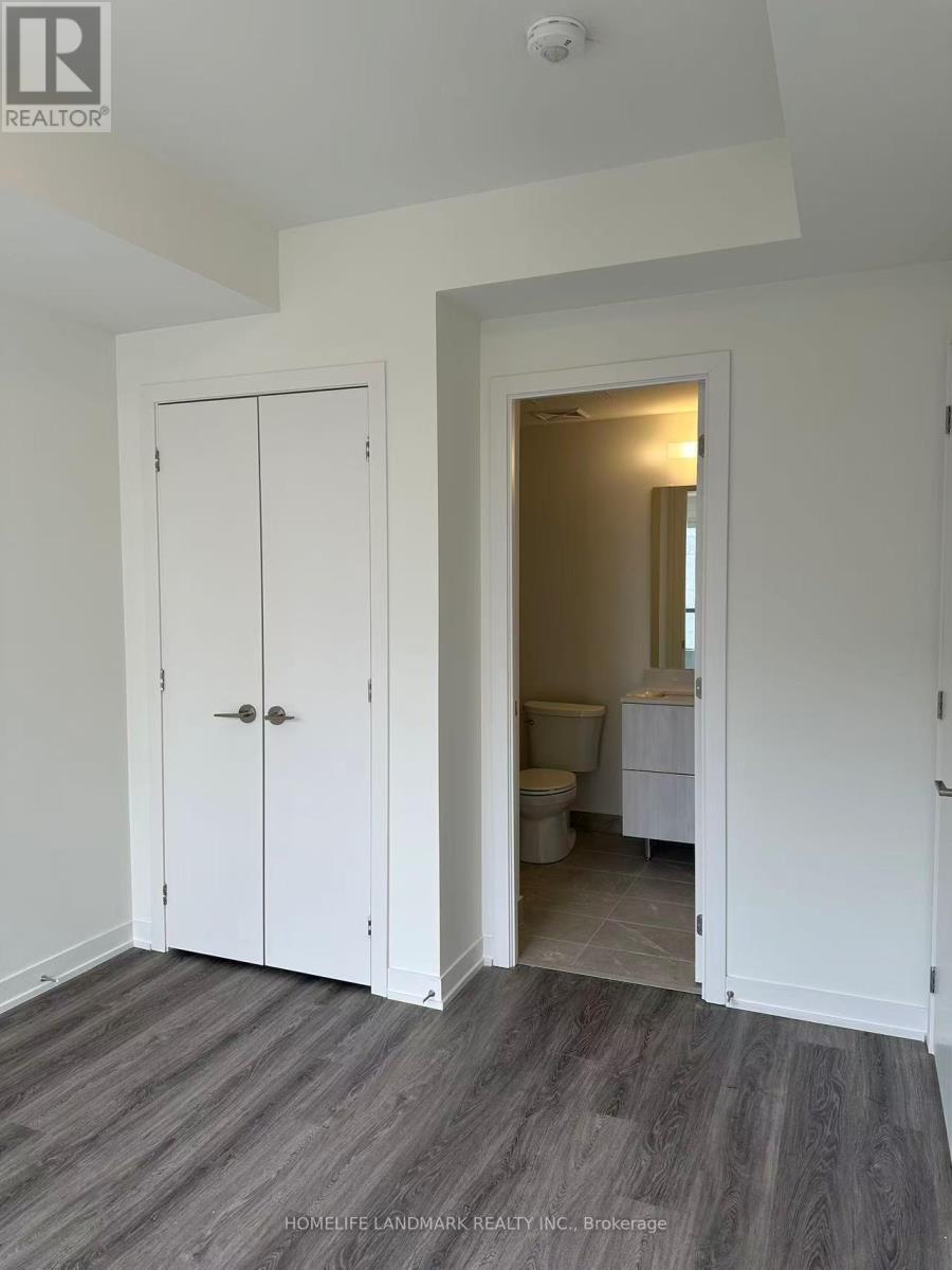 1224 - 8 David Eyer Road, Richmond Hill, Ontario  L4S 0N3 - Photo 8 - N12980412