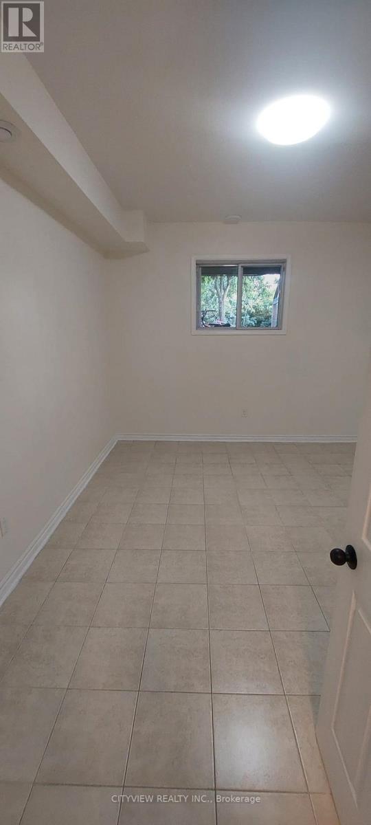 28 Foxacre Row, Brampton, Ontario  L6V 3P5 - Photo 37 - W12980422