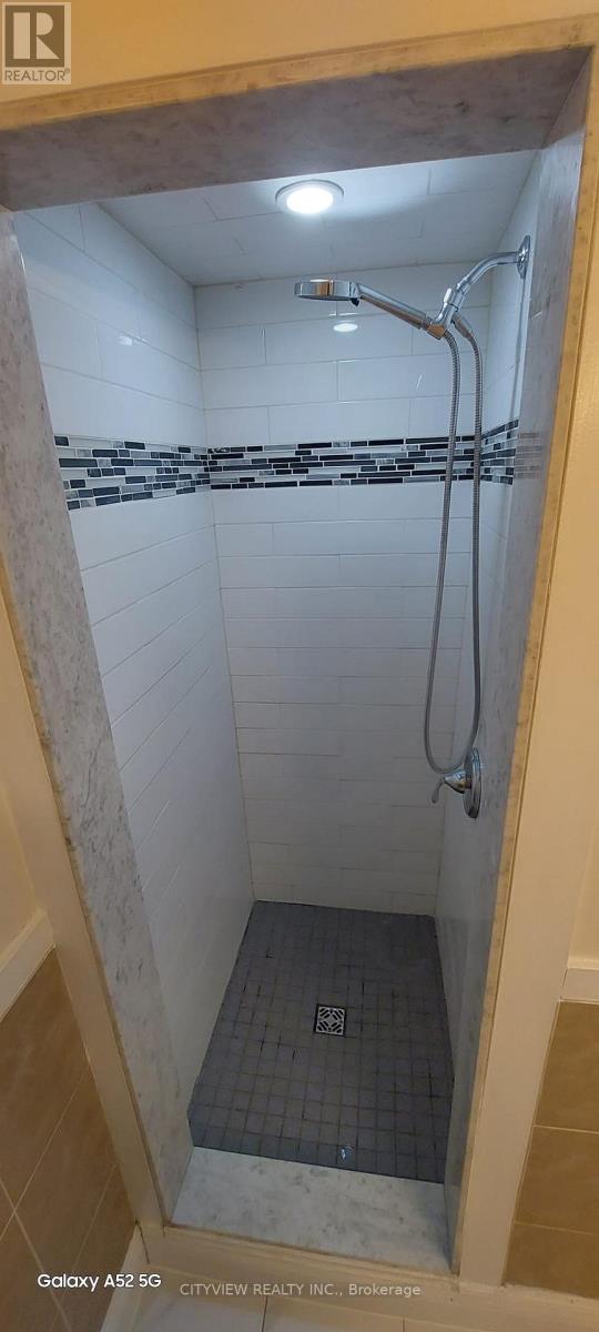 28 Foxacre Row, Brampton, Ontario  L6V 3P5 - Photo 38 - W12980422