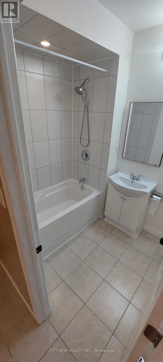 28 Foxacre Row, Brampton, Ontario  L6V 3P5 - Photo 40 - W12980422