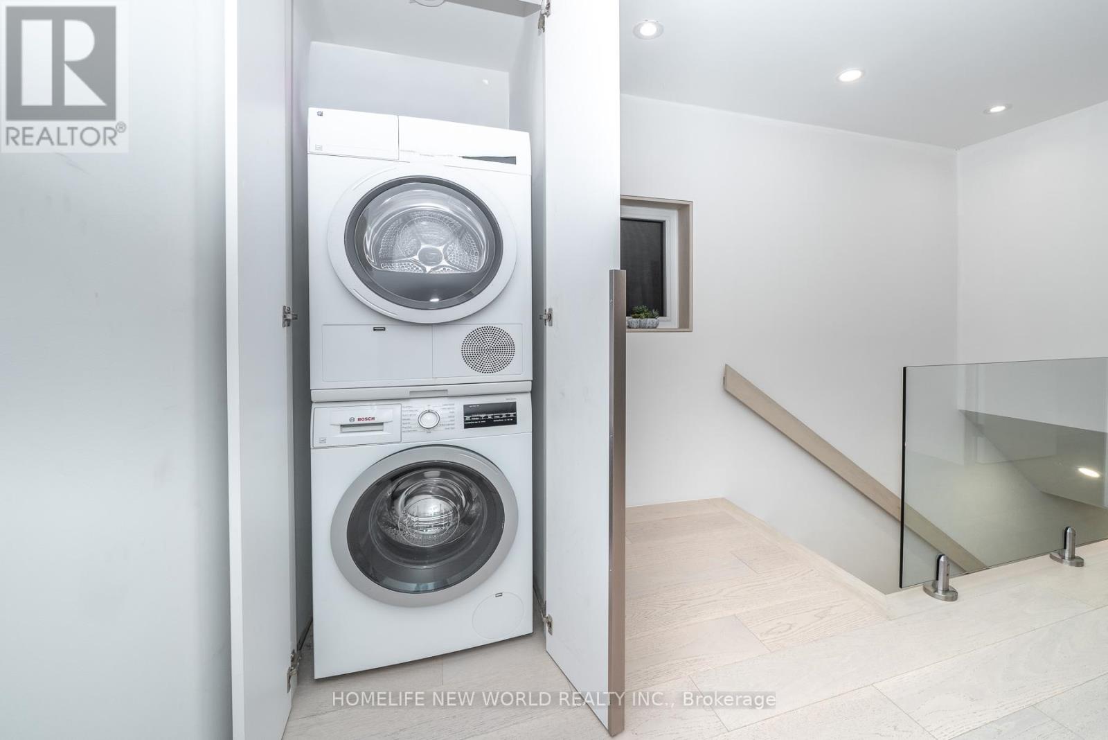 30 Carling Avenue, Toronto, Ontario  M6G 3S1 - Photo 29 - W12980432