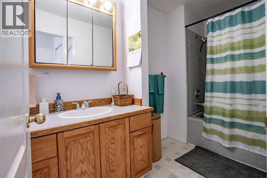 8 Grenier Ave, St. Isidore, Alberta  T0H 3B0 - Photo 30 - A2297223