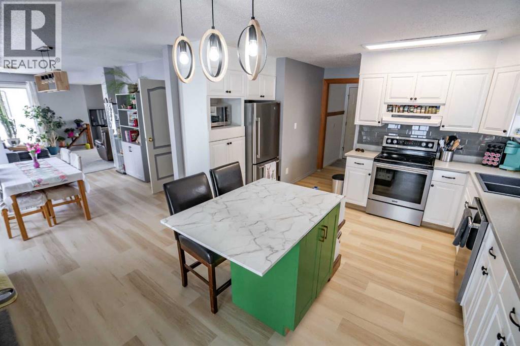 8 Grenier Ave, St. Isidore, Alberta  T0H 3B0 - Photo 3 - A2297223