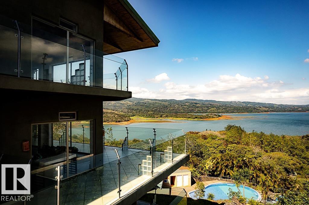 12-2-1-4 Lake Arenal Condominums