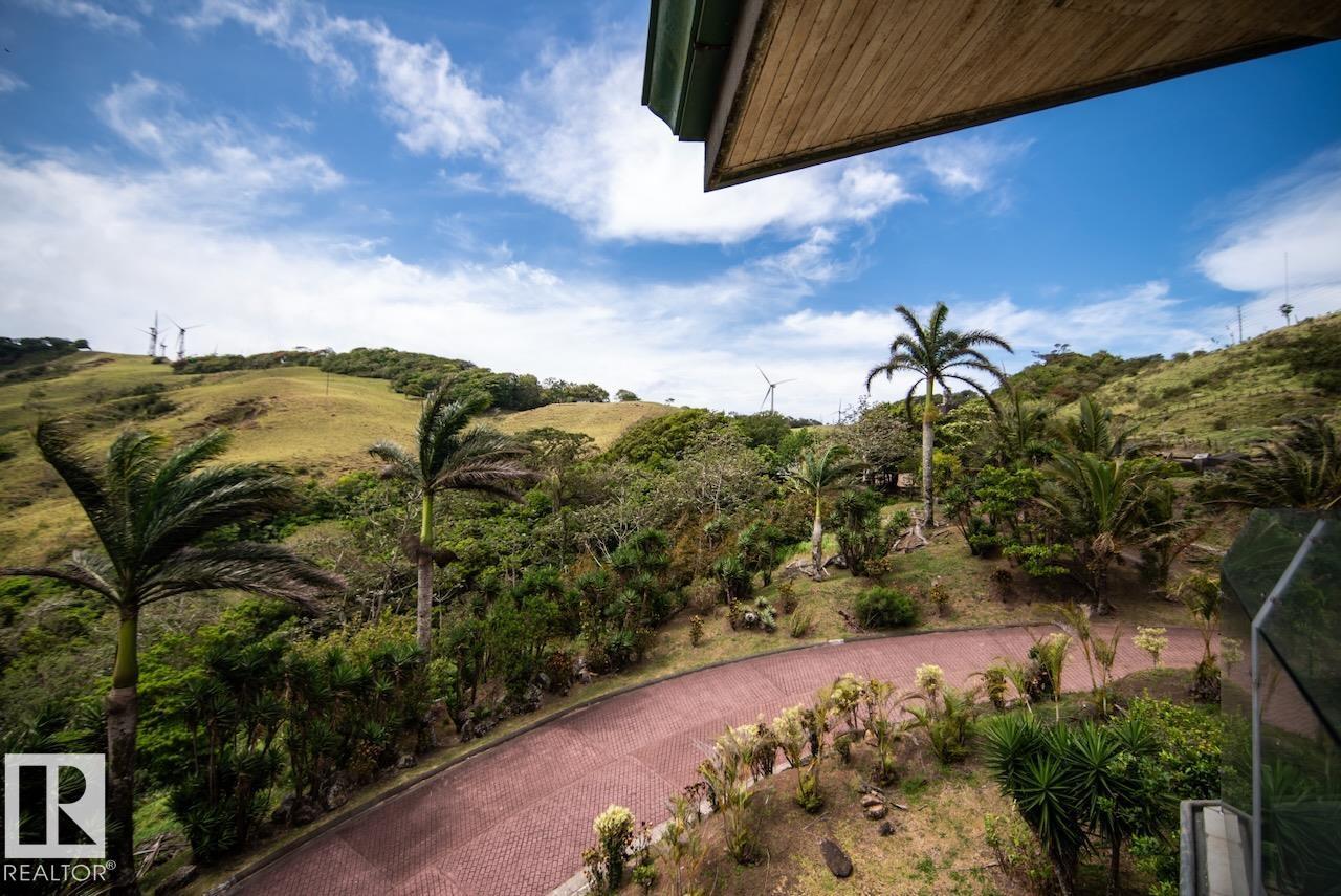 12-2-1-4 Lake Arenal Condominums