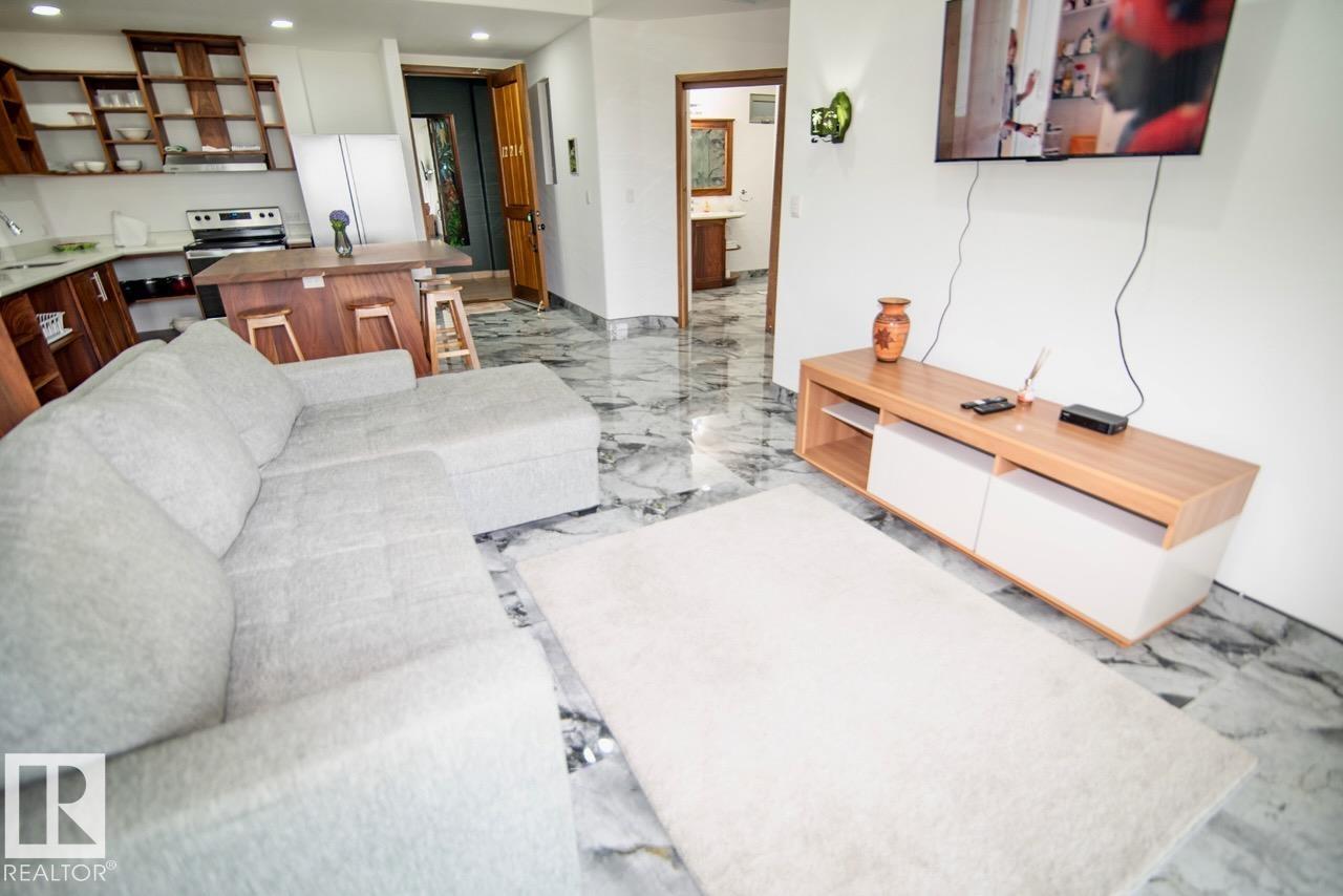 12-2-1-4 Lake Arenal Condominums